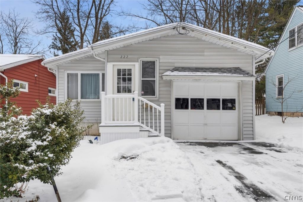 222 Vincent Street, Syracuse, NY 13210 Main Photo