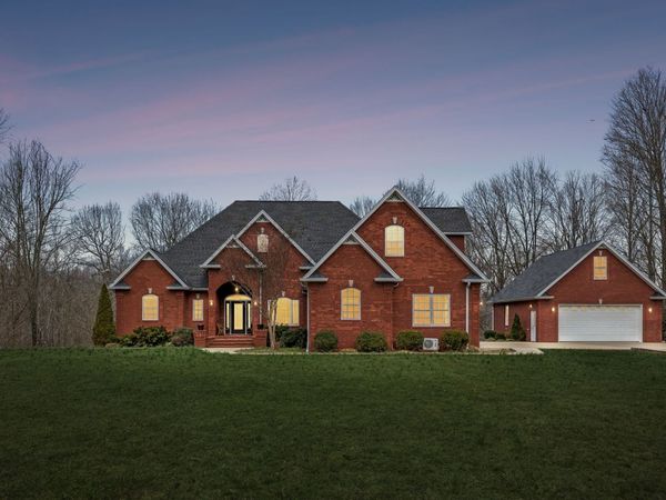 5140 Highway 52 W, Lafayette, TN 37083