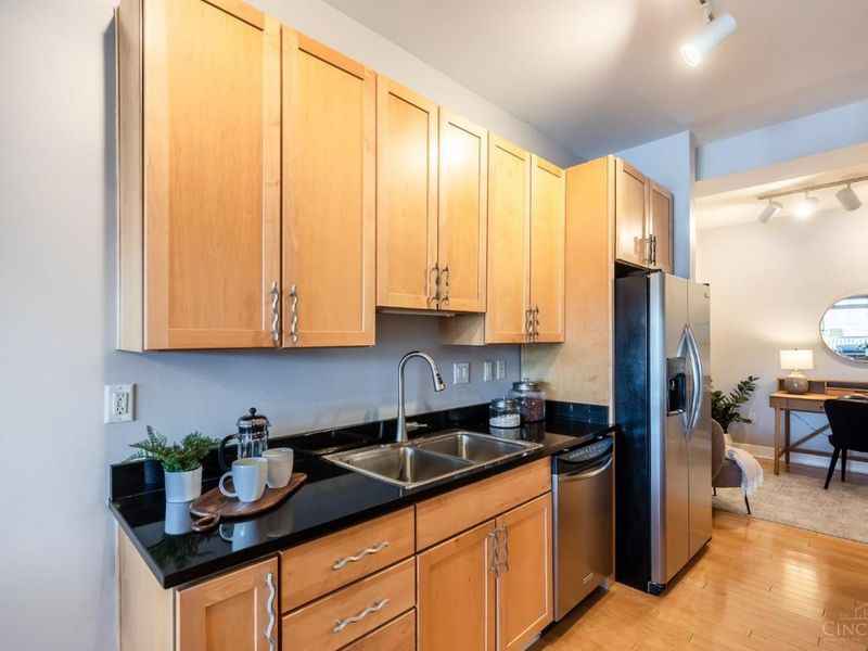 2260 Riverside Drive, Unit 405, Cincinnati, OH 45202 Photo 11