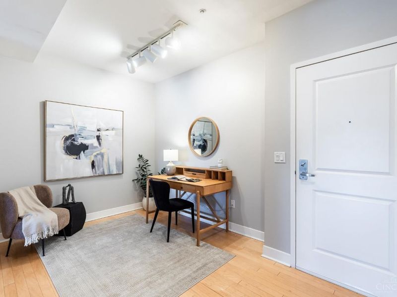 2260 Riverside Drive, Unit 405, Cincinnati, OH 45202 Photo 4