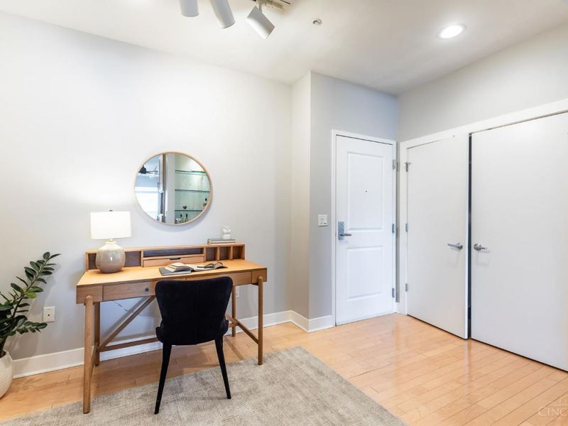 2260 Riverside Drive, Unit 405, Cincinnati, OH 45202 Photo 6