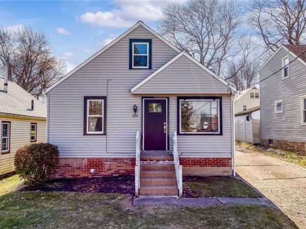 1610 Colonial Boulevard NE, Canton, OH 44714