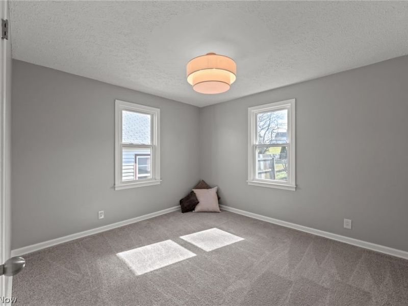 1610 Colonial Boulevard NE, Canton, OH 44714 Photo 23