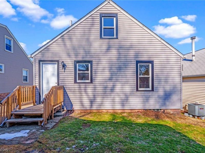 1610 Colonial Boulevard NE, Canton, OH 44714 Photo 42