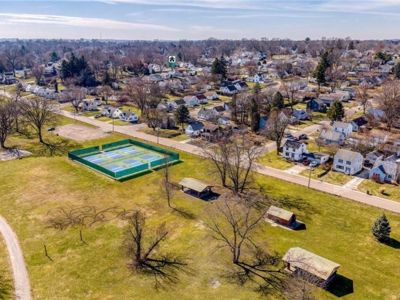 1610 Colonial Boulevard NE, Canton, OH 44714 Photo 47