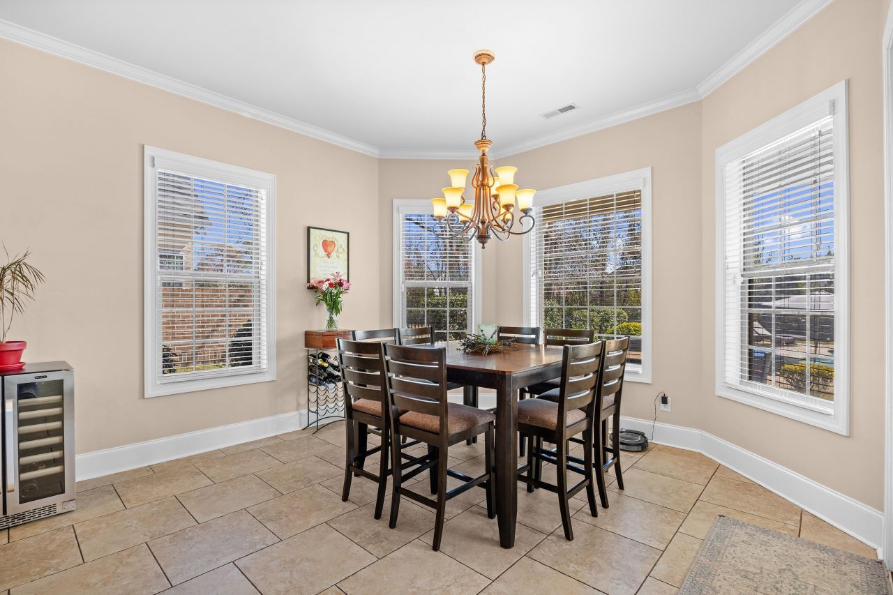 528 Walcott Dr.  Photo 12