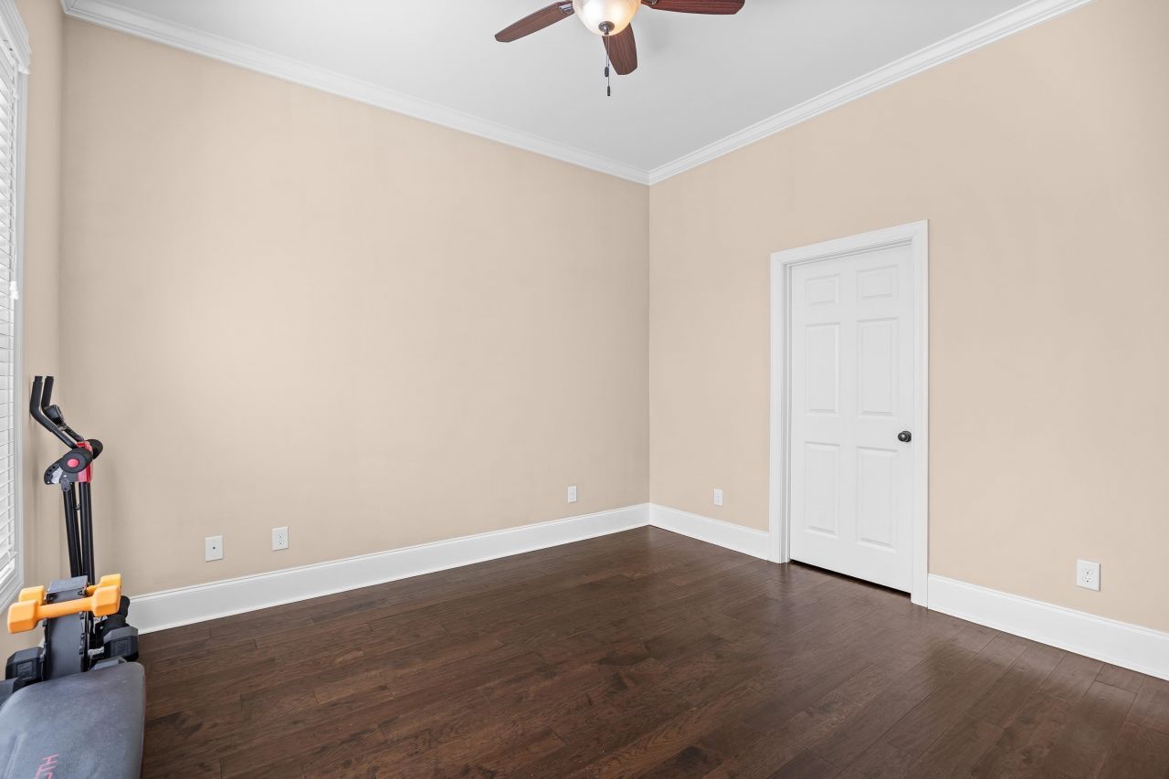 528 Walcott Dr.  Photo 14