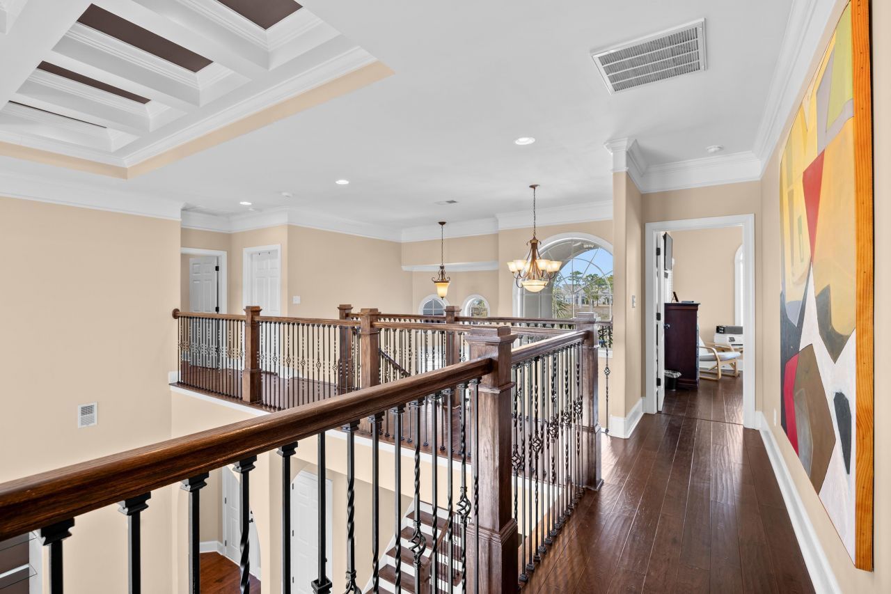 528 Walcott Dr.  Photo 16