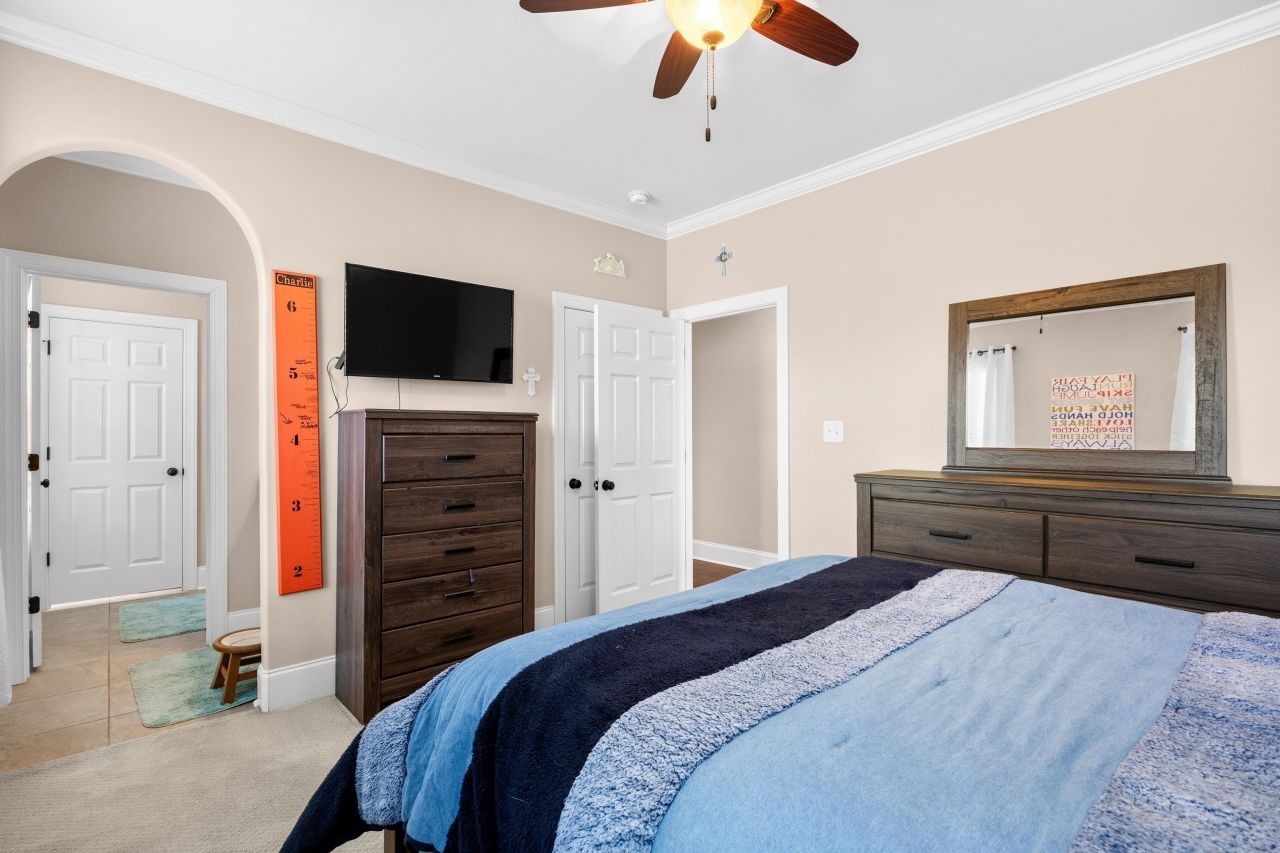 528 Walcott Dr.  Photo 23