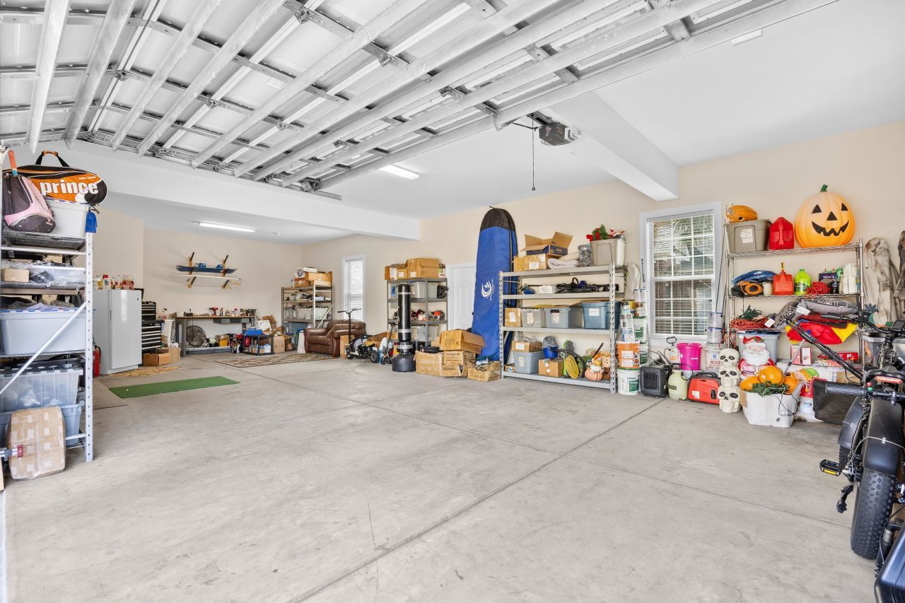 528 Walcott Dr.  Photo 35