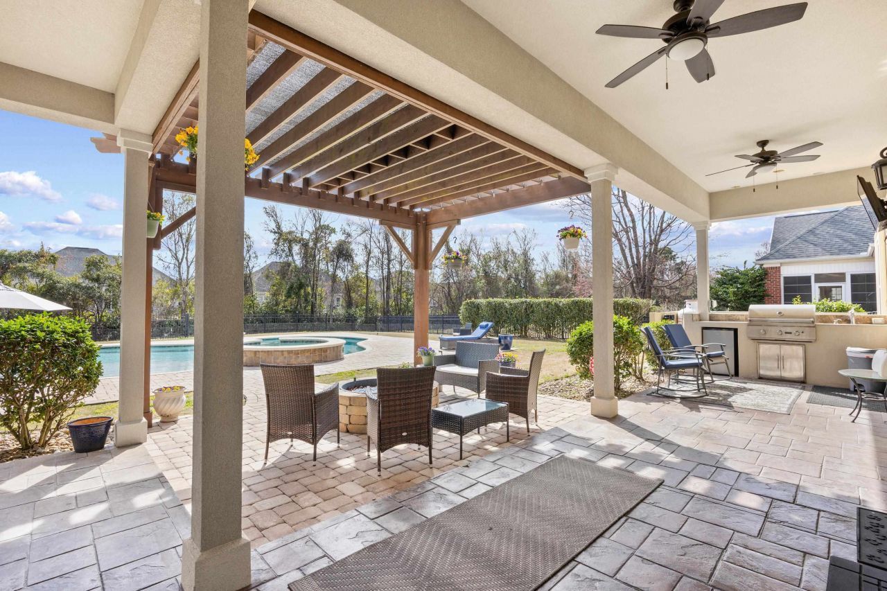 528 Walcott Dr.  Photo 38