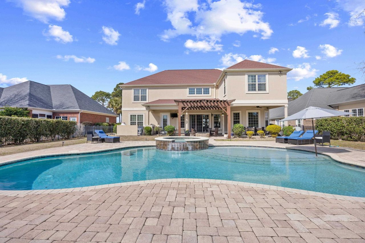 528 Walcott Dr.  Photo 42