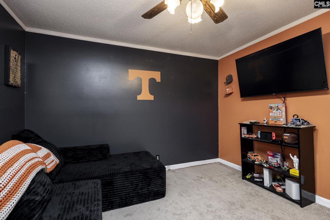 2520 Parkwood Drive  Photo 19