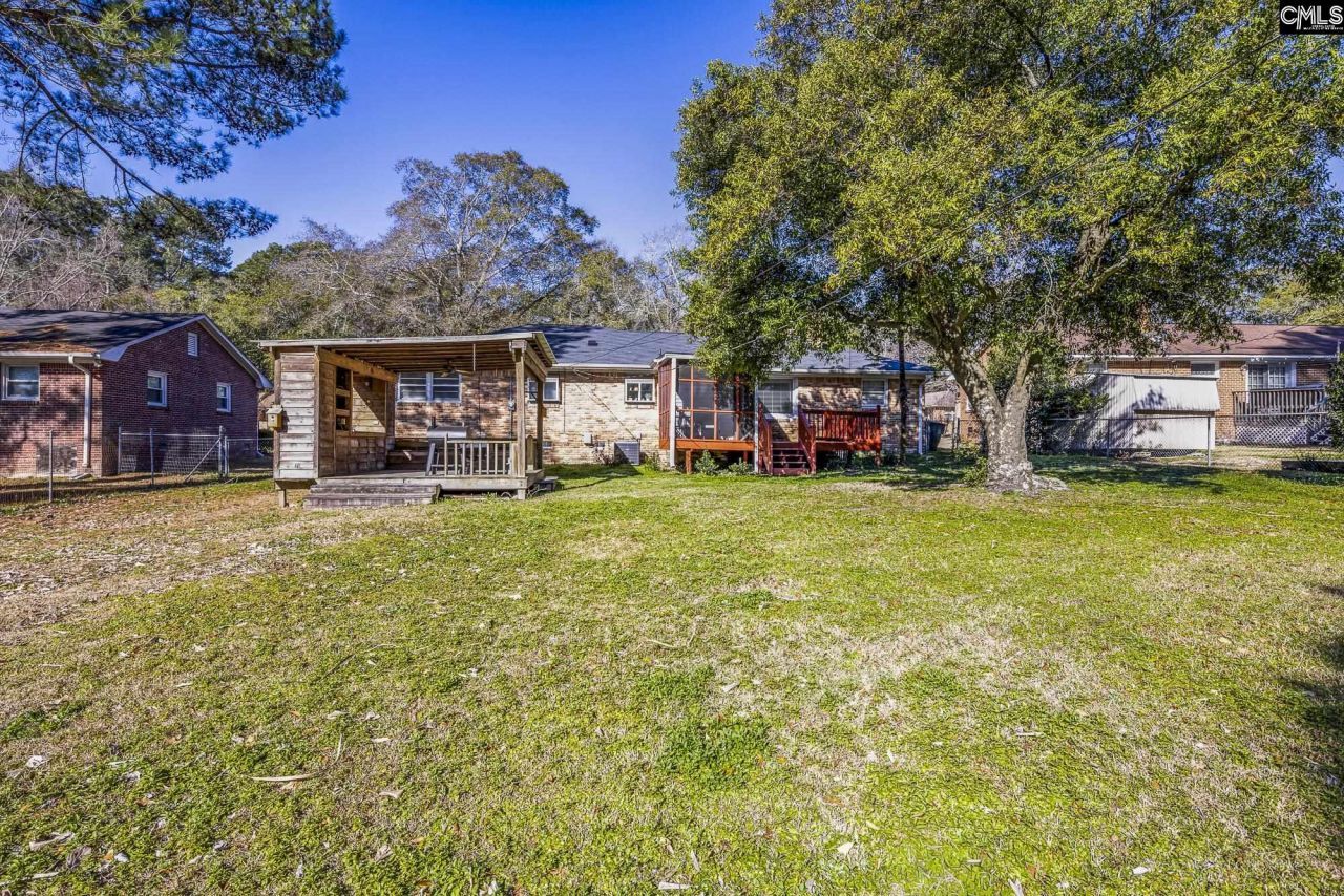 2520 Parkwood Drive  Photo 25