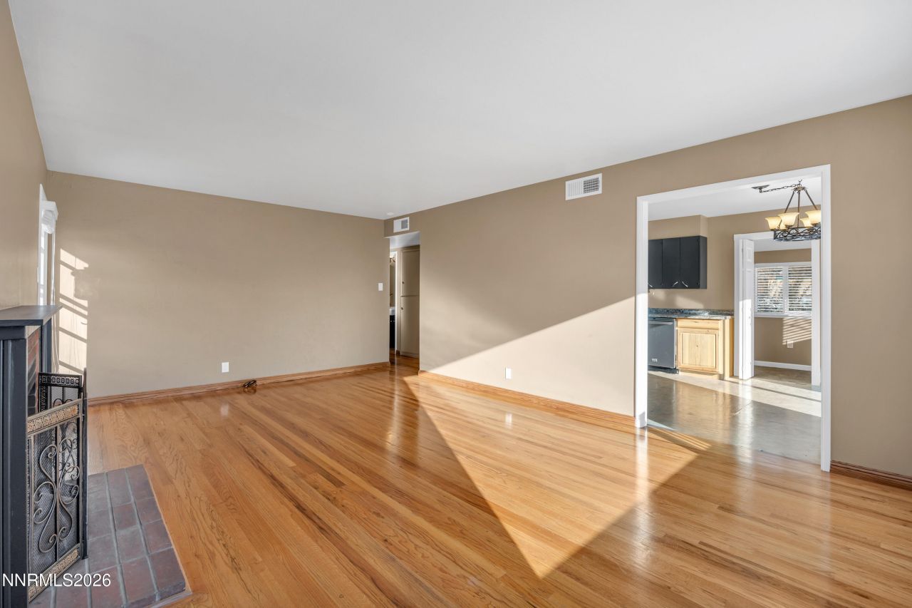 2295 Ellendale Road, Reno, NV 89503 Photo