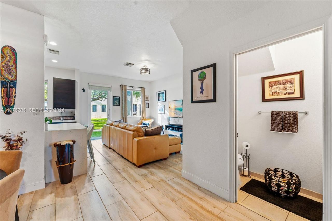 21007 NW 14th Pl, Unit 751, Miami Gardens, FL 33169 Photo