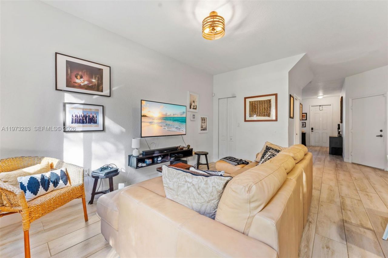 21007 NW 14th Pl, Unit 751, Miami Gardens, FL 33169 Photo