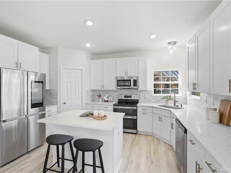 5715 Hawthorne Reserves Drive, Middletown, OH 45044 Photo 17