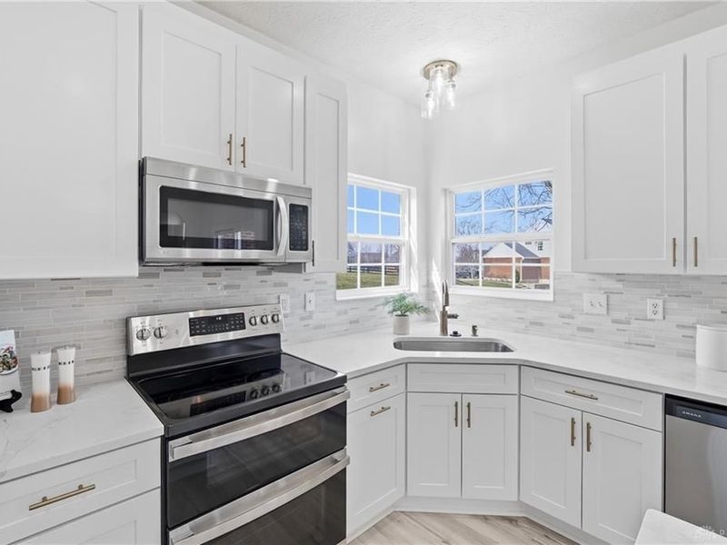 5715 Hawthorne Reserves Drive, Middletown, OH 45044 Photo 19