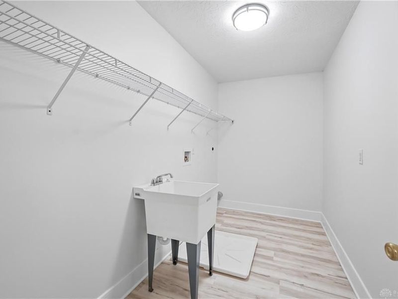 5715 Hawthorne Reserves Drive, Middletown, OH 45044 Photo 59