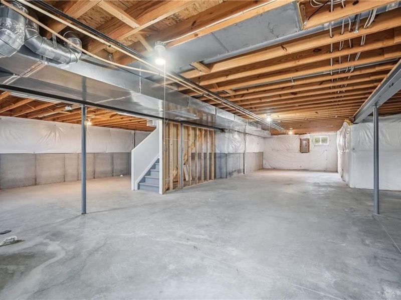 5715 Hawthorne Reserves Drive, Middletown, OH 45044 Photo 62