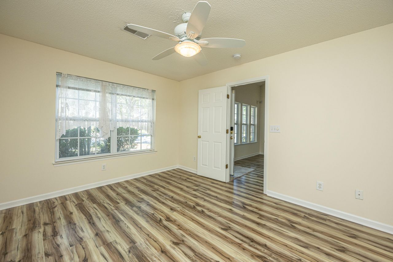 1304 Elm Hall Circle Photo 22