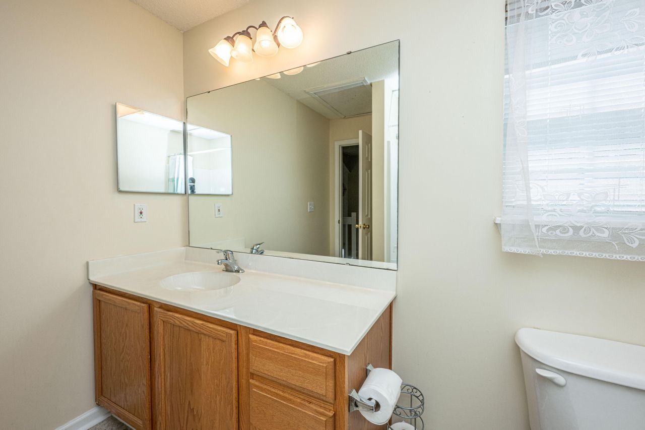 1304 Elm Hall Circle Photo 38