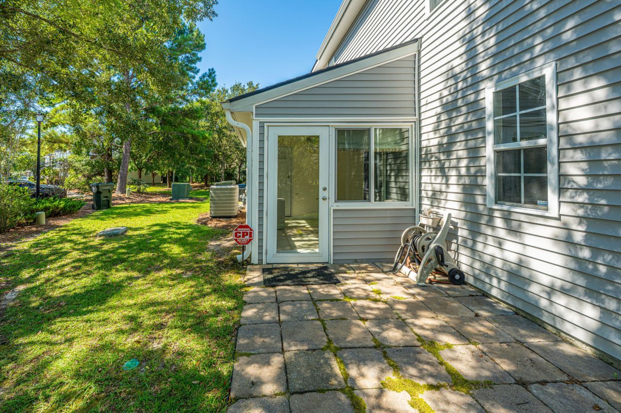 1304 Elm Hall Circle Photo 45