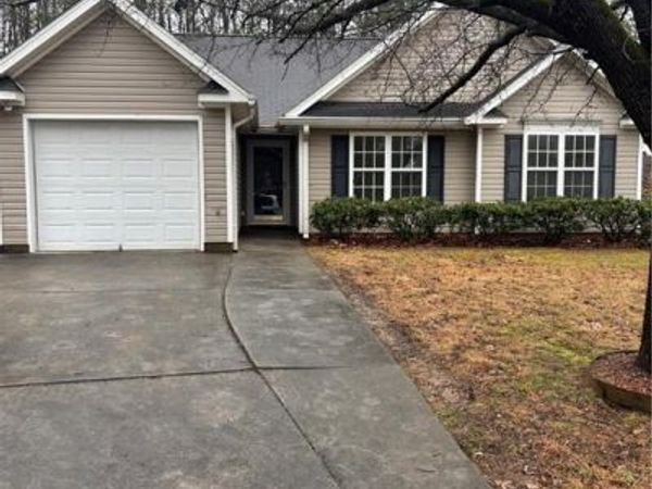 3252 Chelsea Village Circle, Winston-Salem, NC 27103