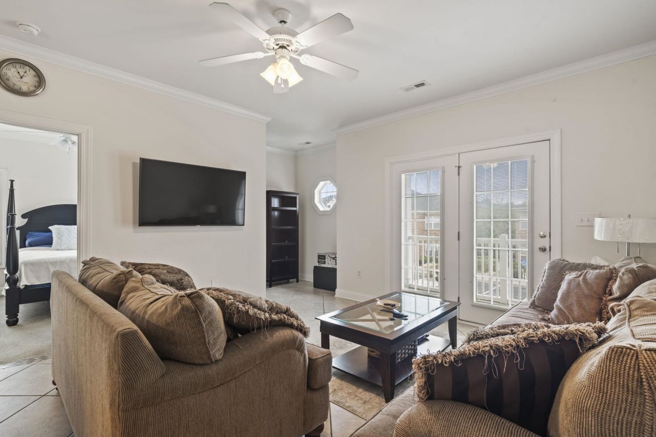 2037 Silver Crest Dr.  Photo 10