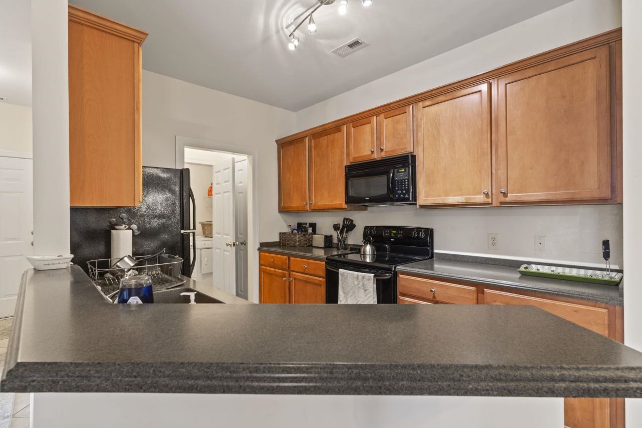 2037 Silver Crest Dr.  Photo 15