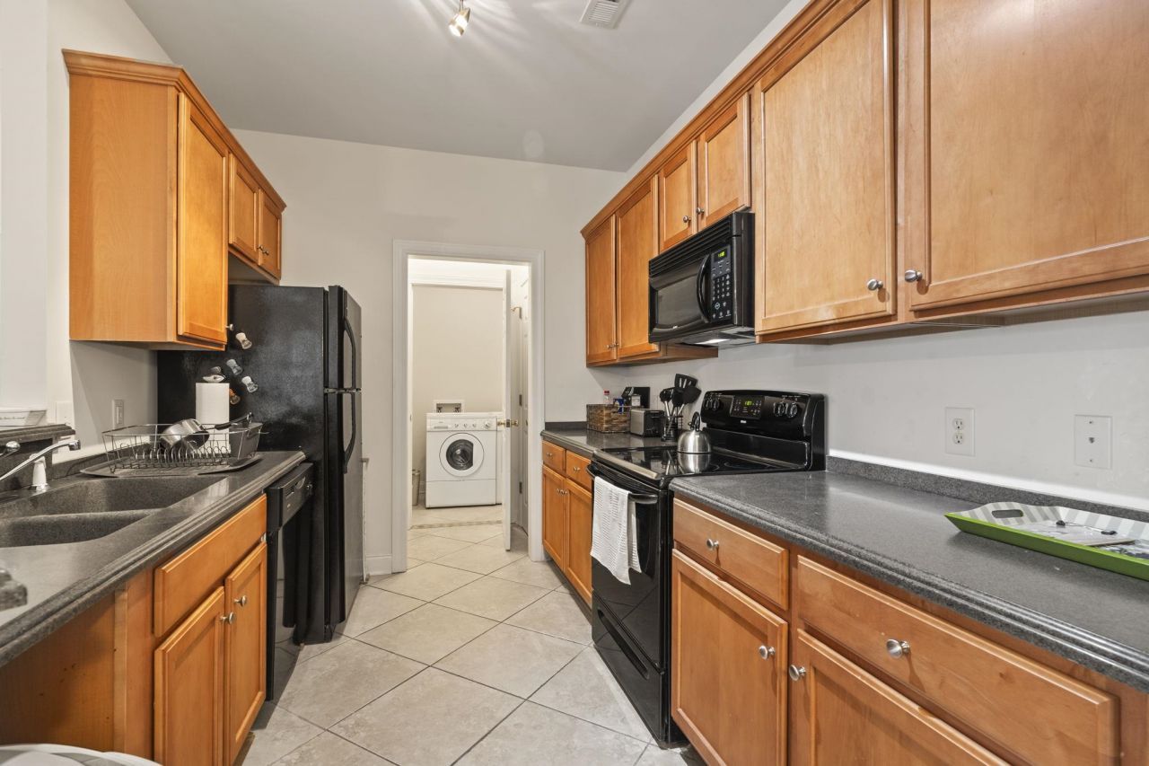 2037 Silver Crest Dr.  Photo 18