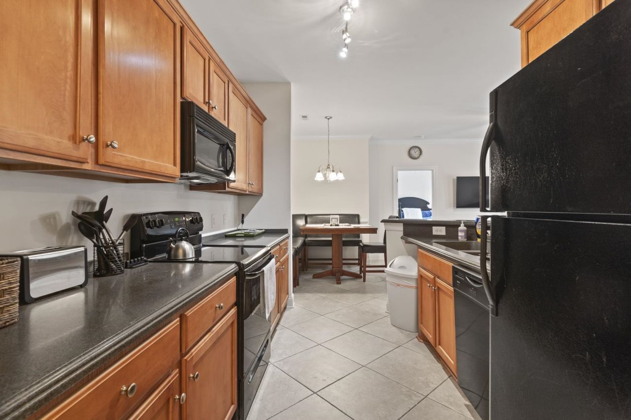 2037 Silver Crest Dr.  Photo 19