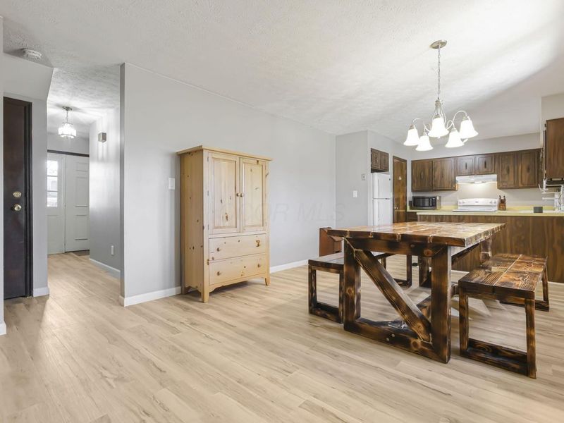 252 Old Coach Place, Canal Winchester, OH 43110 Photo 16