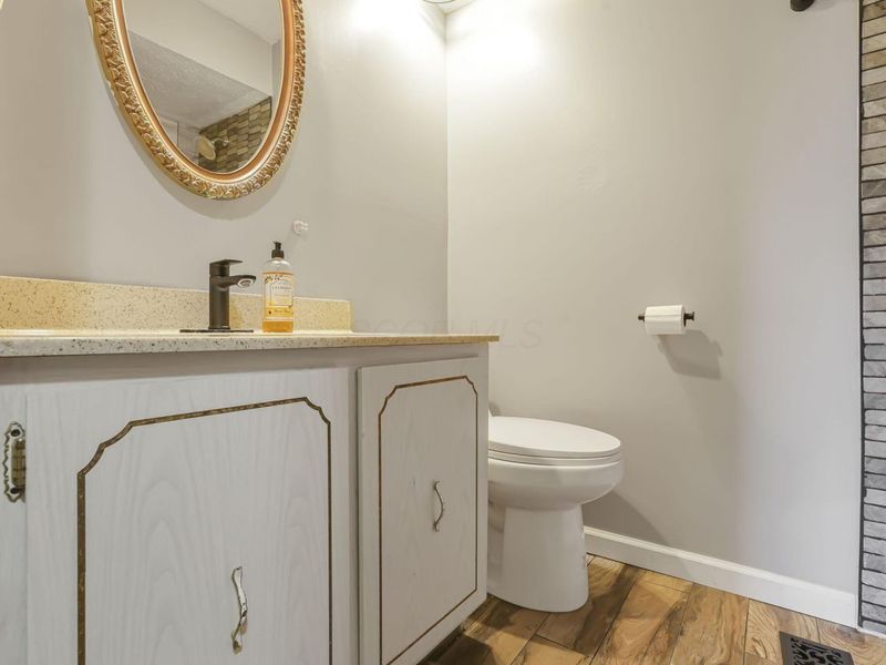 252 Old Coach Place, Canal Winchester, OH 43110 Photo 38