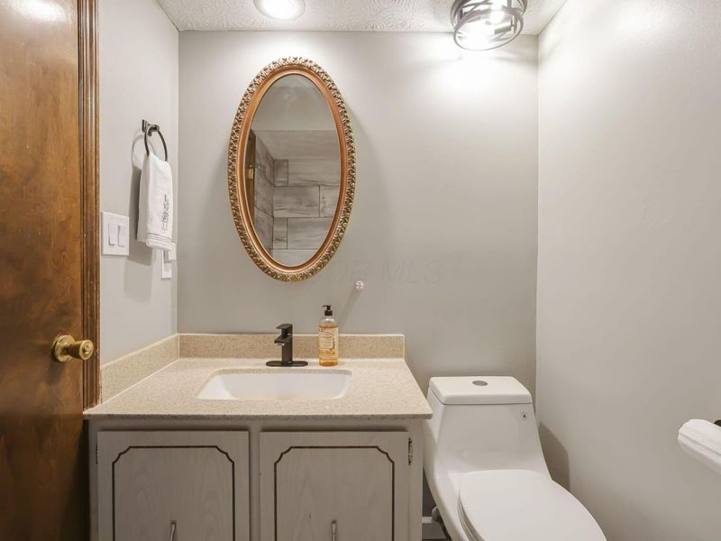 252 Old Coach Place, Canal Winchester, OH 43110 Photo 39