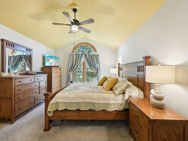 2521 Vililly Circle E, Grove City, OH 43123 Photo 20