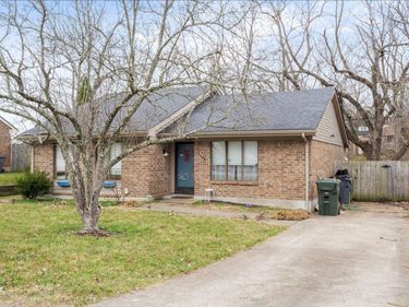 3465 Featheridge Drive, Lexington, KY 40515