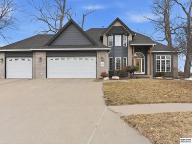 111 Shoreline Drive, Carter Lake, IA 51510