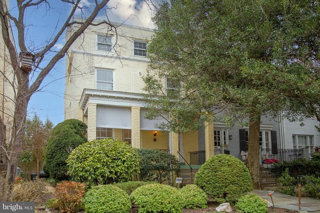 2849 29th Street Nw, Washington, DC 20008 Main Photo