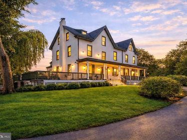 34 1/2 MARY JANE LANE, NEWTOWN SQUARE, PA 19073