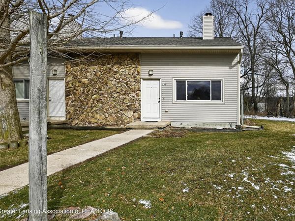 901 Timber Creek Drive, Grand Ledge, MI 48837