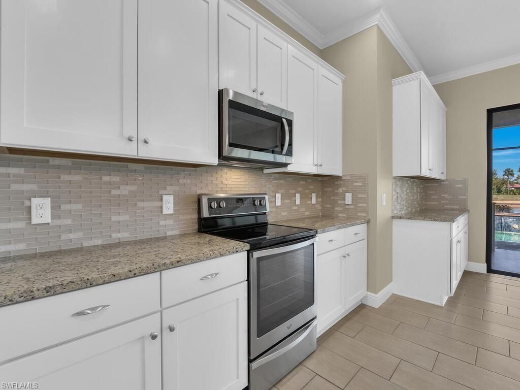 10093 Avalon Lake Cir, Fort Myers, FL 33913 Photo