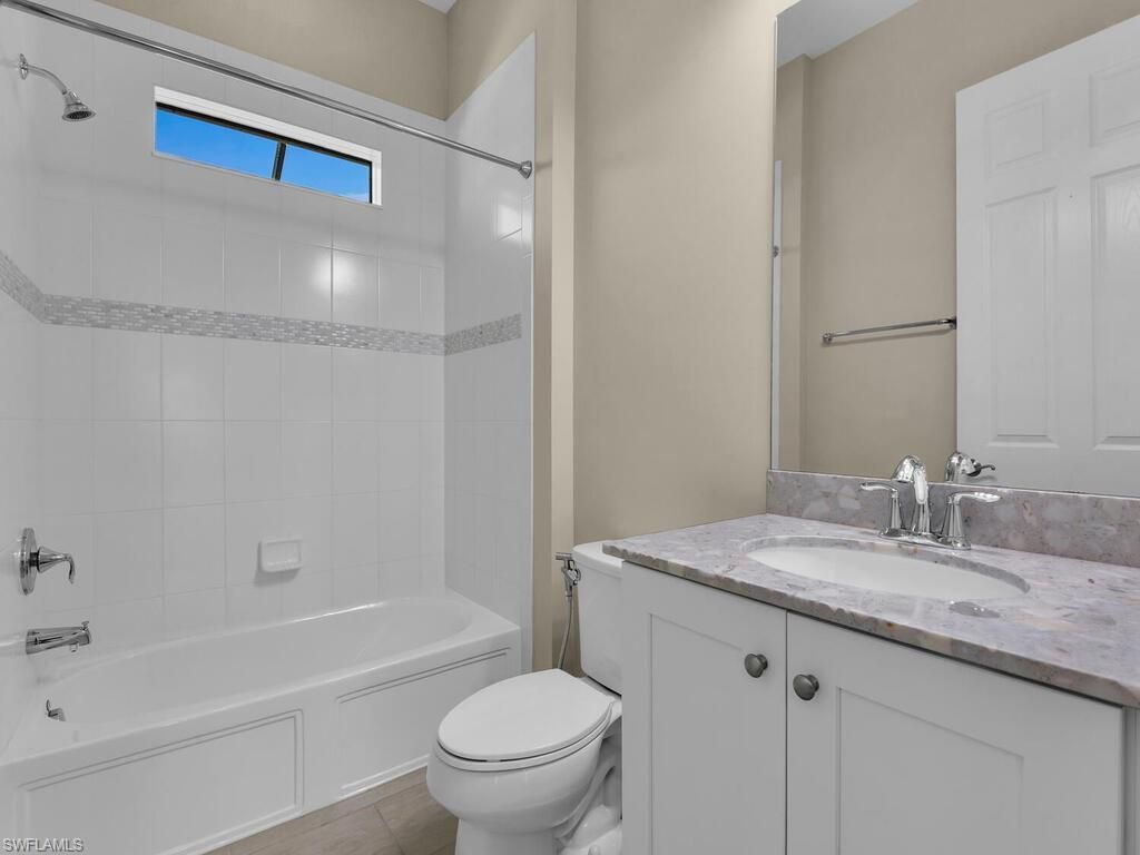 10093 Avalon Lake Cir, Fort Myers, FL 33913 Photo