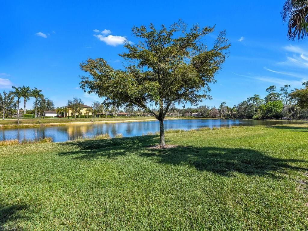 10093 Avalon Lake Cir, Fort Myers, FL 33913 Photo