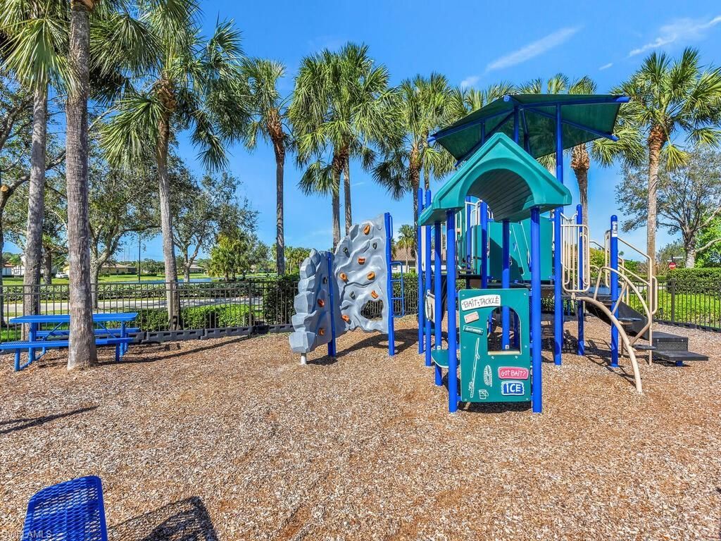 10093 Avalon Lake Cir, Fort Myers, FL 33913 Photo