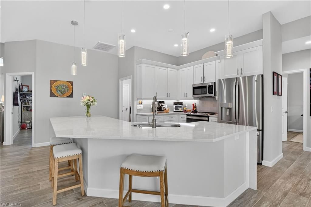 230 NE 18th St , Cape Coral, FL 33909 Photo