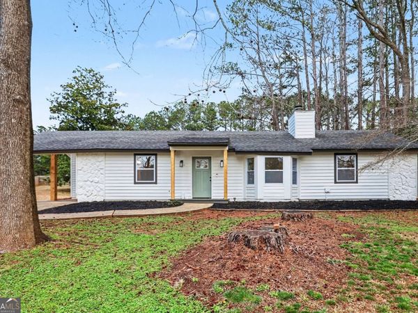 22 BARBERRY Drive, Newnan, GA 30265