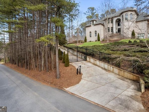 1859 Mountain Shadow, Smoke Rise, GA 30087