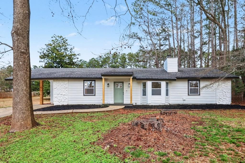 22 Barberry Drive, Newnan, GA 30265 Main Photo